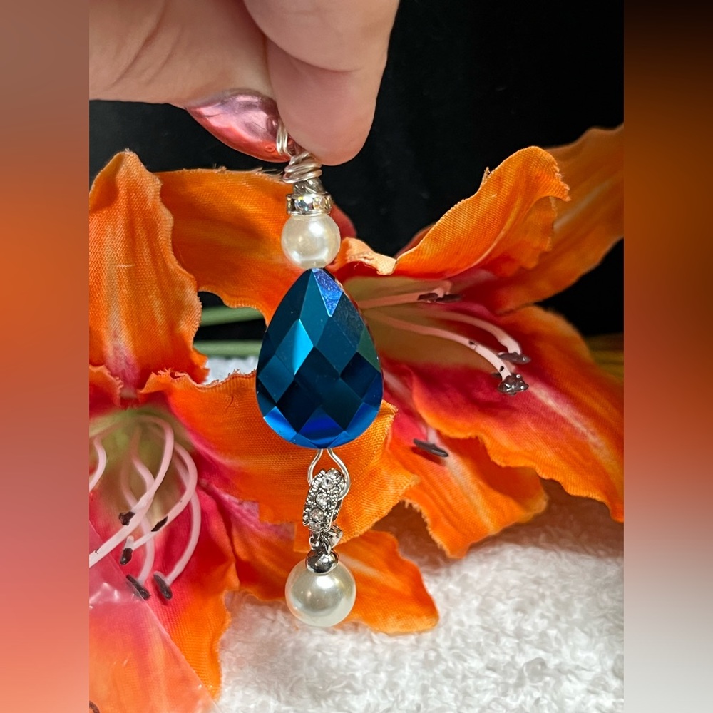 Large Pandora like charm with blue crystal and pearl accent pendant